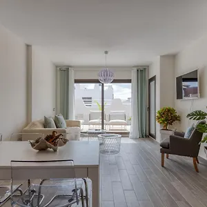 Homeforguest Flat With Large Terrace In Modern Residential Complex With Swimming Pool Apartamento